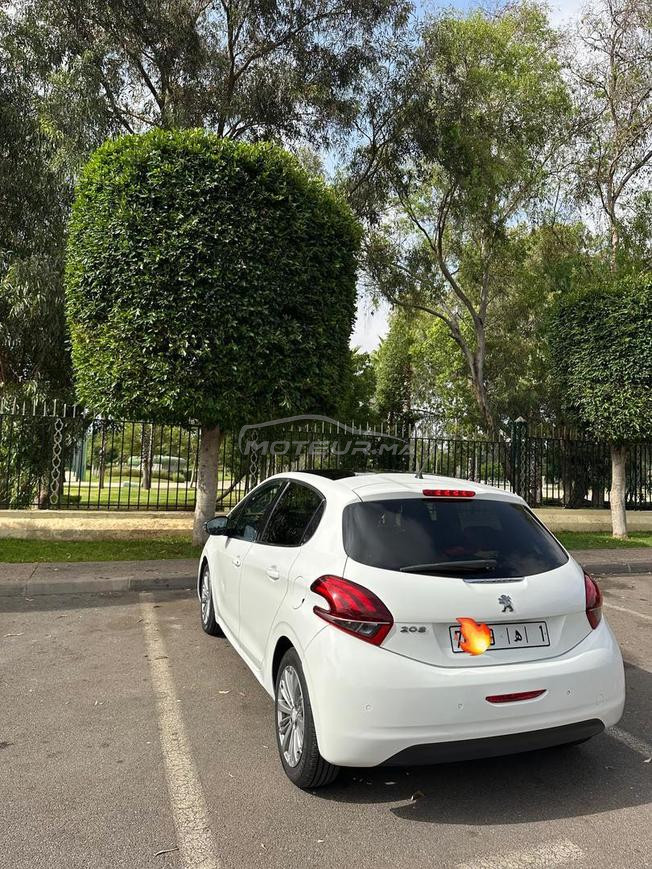Peugeot 208 White Edition 2018