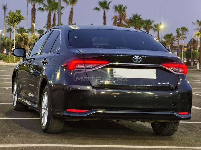 TOYOTA COROLLA PRESTIGE HYBRID 
