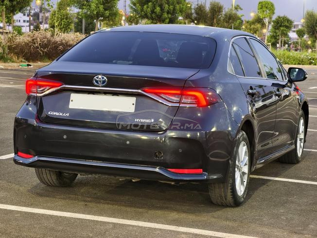 TOYOTA COROLLA PRESTIGE HYBRID 