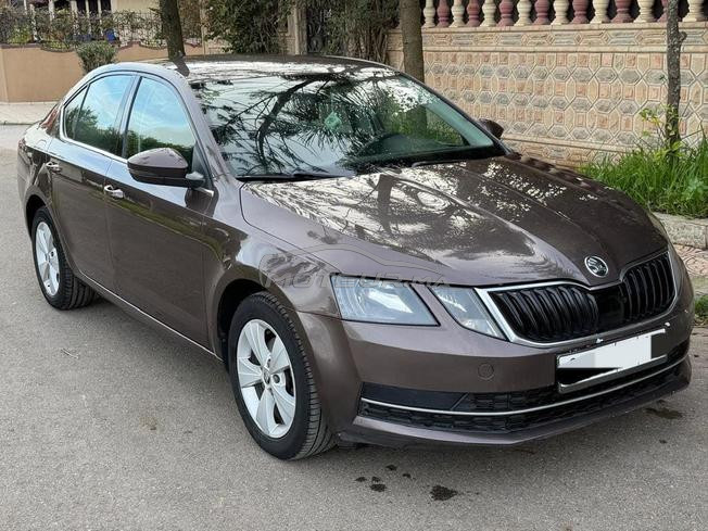 Skoda Octavia Automatique 2018 très bon état 
