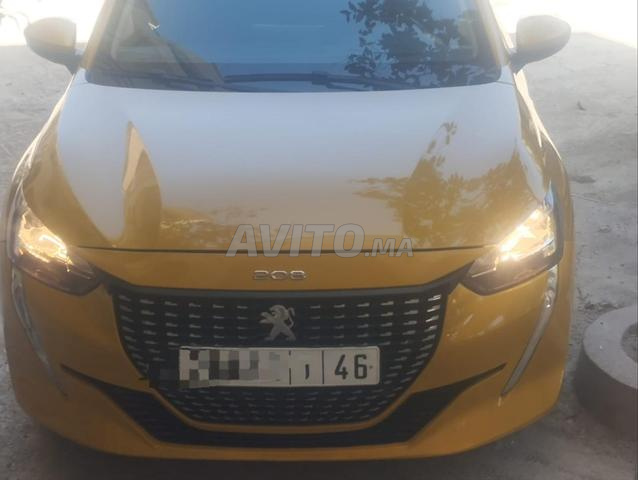 سيارة بيجو Peugeot 208 للبيع - 2