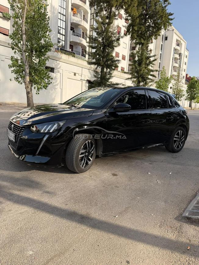 peugeot 208 automatique