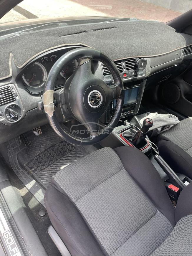 golf 4 très bon état 