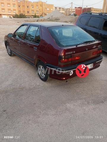 Renault R19 essence manuelle 1995 à Oujda - 2