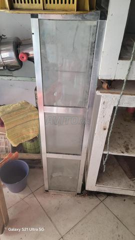 2 فيترينات جديدة و2 كاونترات جيدة للبيع - 2