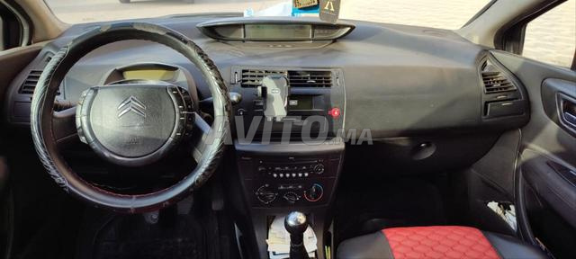 Excellente voiture à vendre... tout est bon dedans - 2