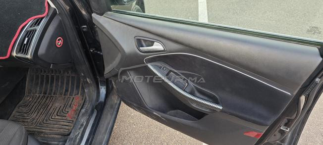 ford focus Titanium Diesel 6 CV 