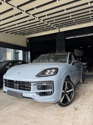 Porsche Cayenne - 2