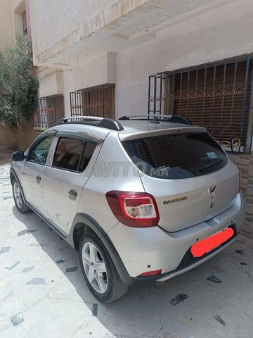 Sandero bien entretenue - 2