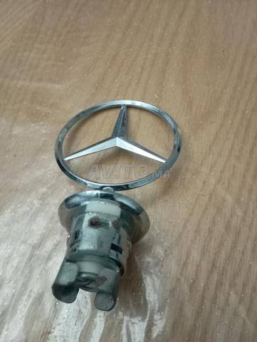 Logo Mercedes - 2