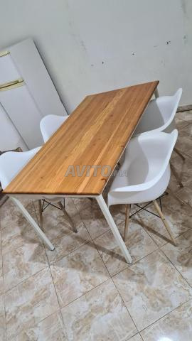 Table et chaises