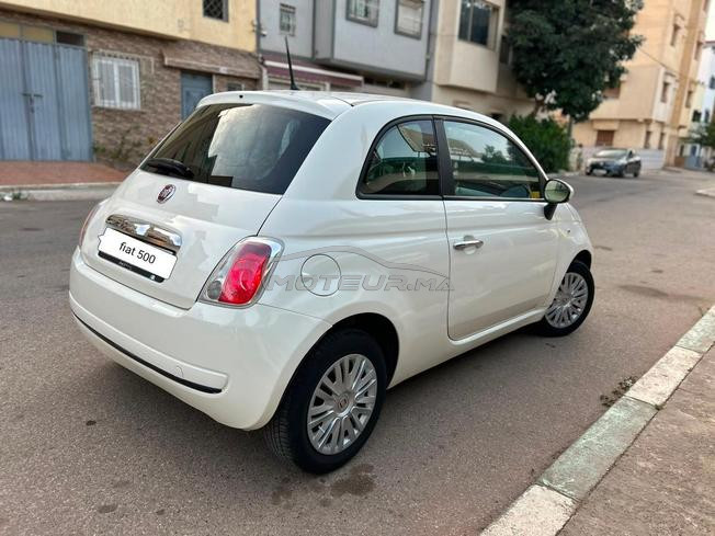 فيات 500 مازال نقيه كل شيء فيها مزيان