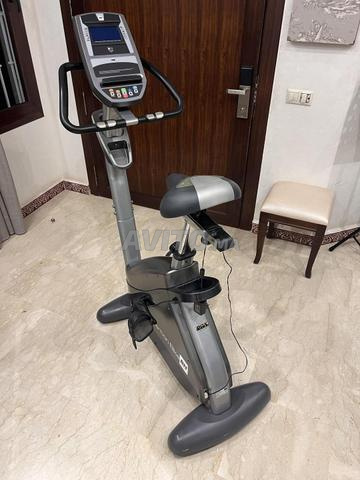 دراجة تمارين منزلية BH Carbon Bike - حالة ممتازة - 2