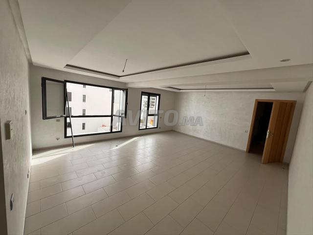 À louer CFC 106m² 1ère main 3 chambres - 2