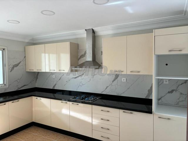 Grand joyau appartement vide Racine - 2
