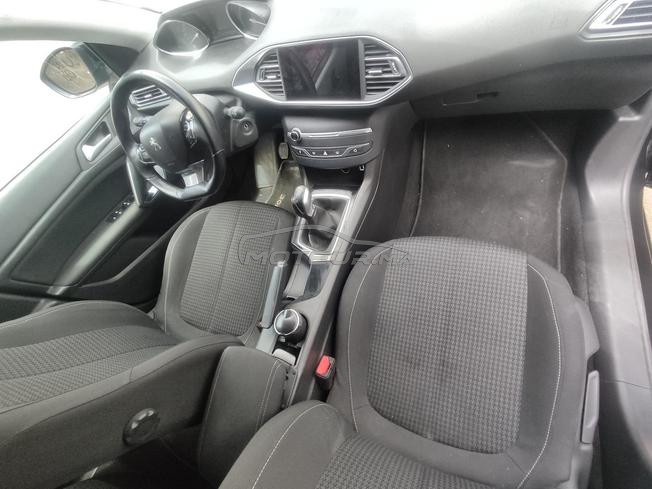 Peugeot 308 Diesel 2021 à faible kilométrage 