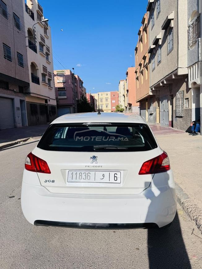 je met ma Peugeot 308 carte grise 