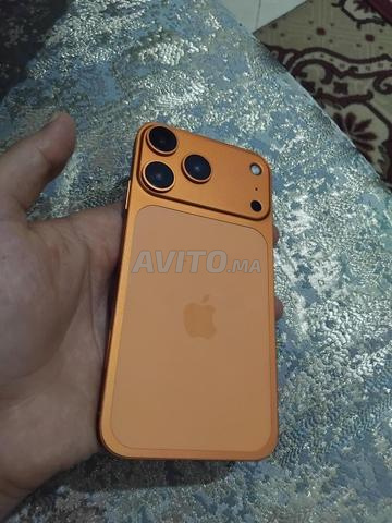 iPhone XR - 2