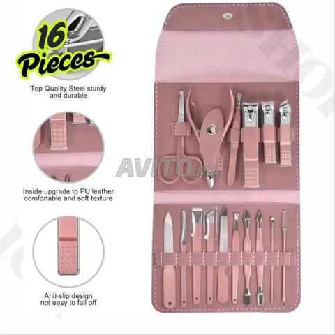 Kit Manucure et Pédicure avec Pochette - 2