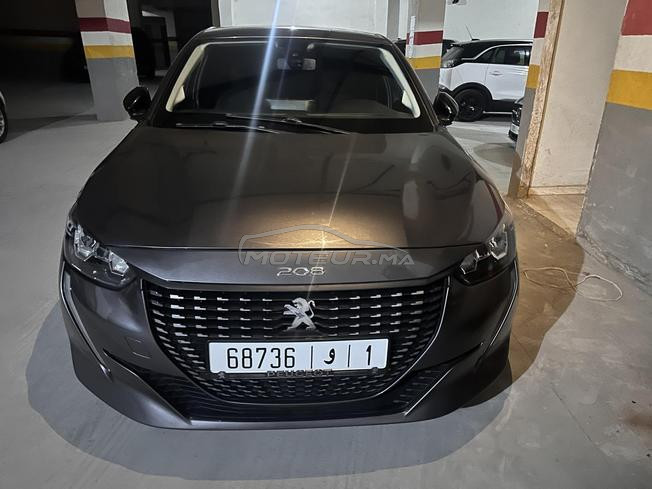 Peugeot 208 diesel boîte automatique 