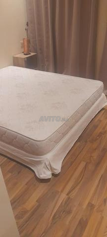 À VENDRE SOMMIER ET MATELAS EN BON ÉTAT - 2