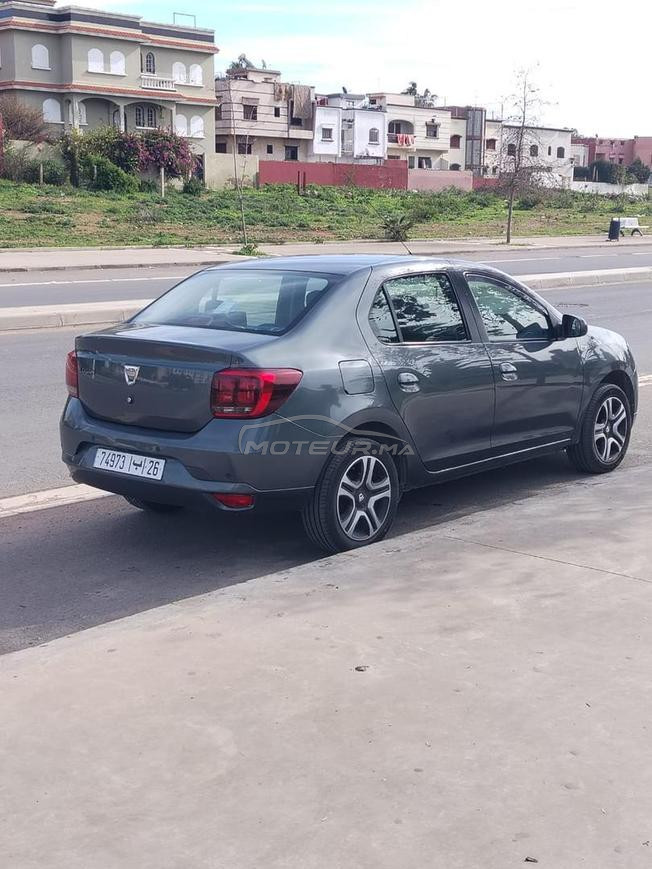 Dacia logan en excellent état très propre 