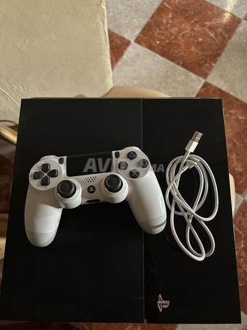 Play Station 4 - 2