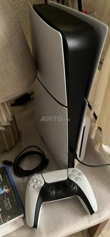 Nouvelle PS5 avec manette et quelques jeux - 2