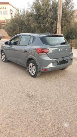داسيا سانديرو بحالة جيدة