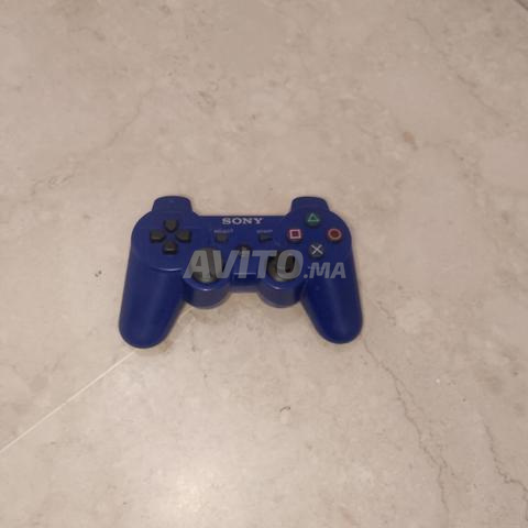 PS3 non flashée avec 3 manettes