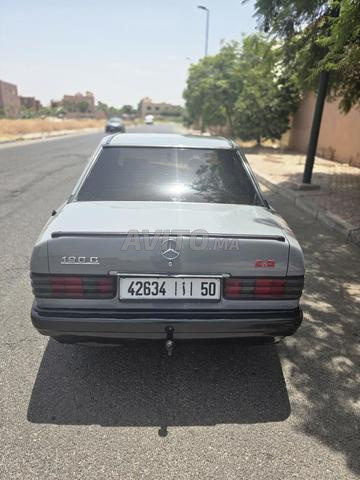 Mercedes-benz 190 modèle 1992 - 2