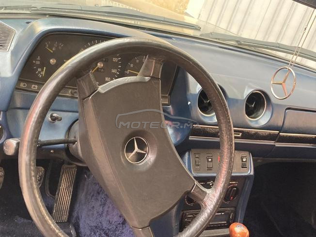 Mercedes-Benz 200 Diesel Manuelle 1982 à Taza