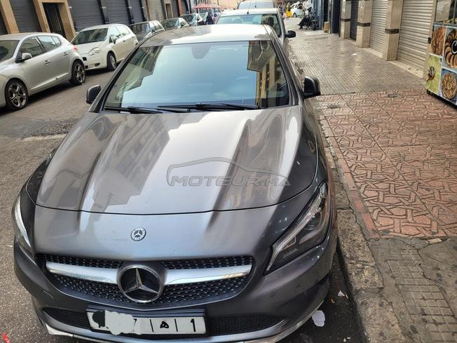 Mrcedes CLA mod 2018 tres bon etat