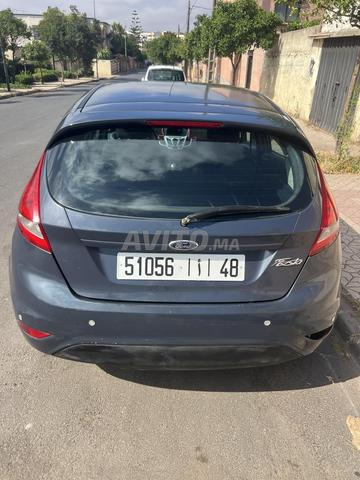 Ford Fiesta 2012, excellent état, essence - 2