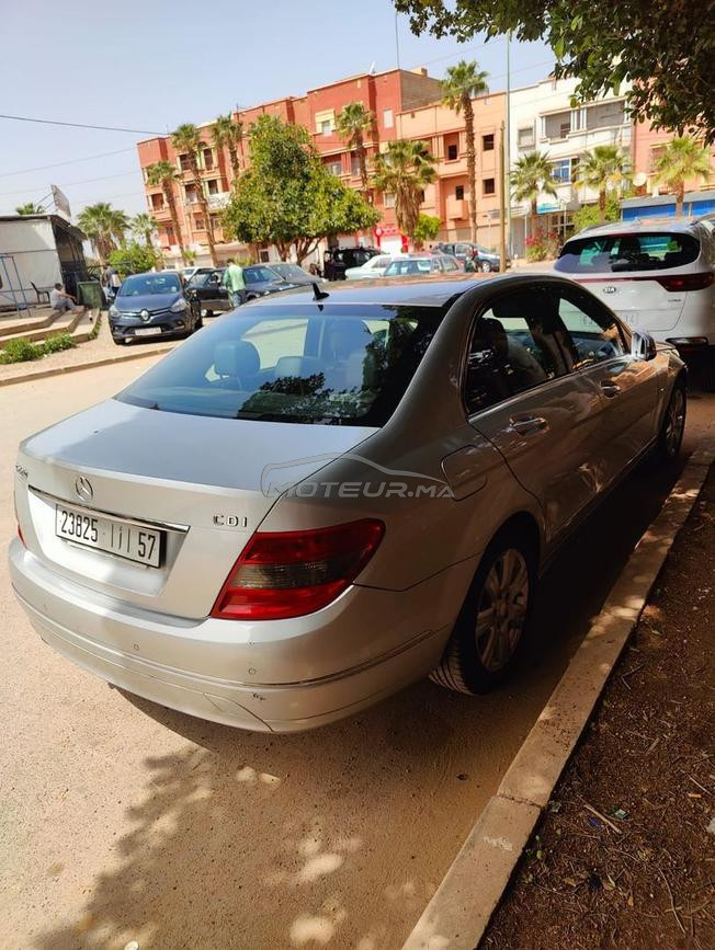 Mercedes-Benz 220 Diesel Manuelle 2009 à Tanger