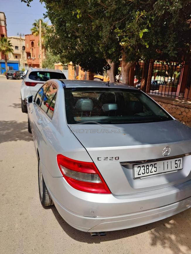 Mercedes-Benz 220 Diesel Manuelle 2009 à Tanger