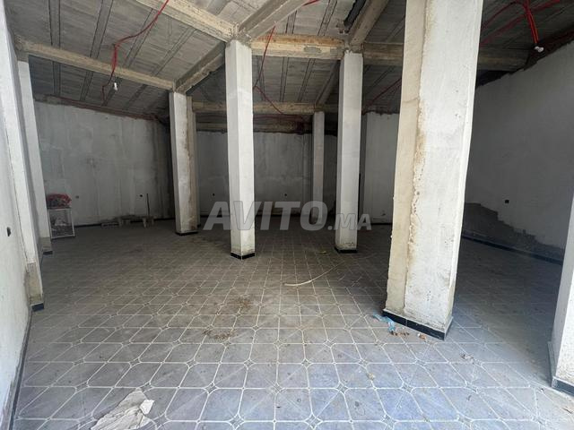 محل للإيجار طنجة البالية 123م2