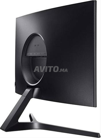 Écran incurvé 24 pouces Samsung Odyssey Full HD - 2