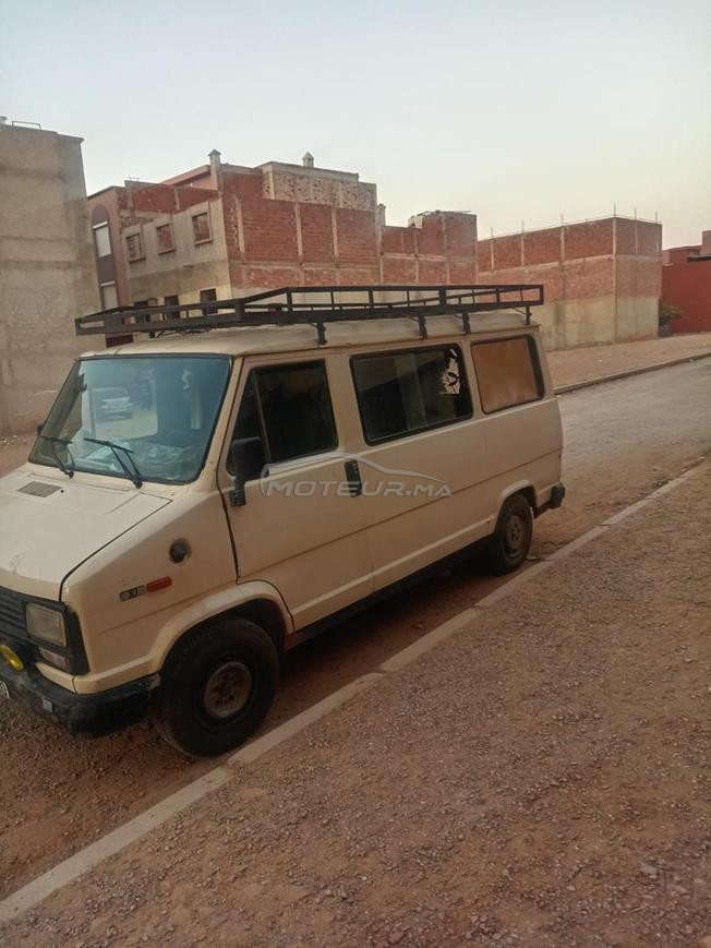 Peugeot j5