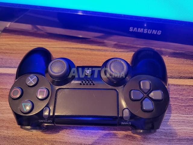 PS4 SLIM 500Go avec manette et CD God of War 4 - 2