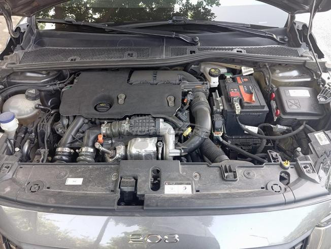     Peugeot 208 2023 Très bon état 