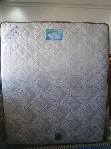 Vends matelas médical 1.60/1.90 prix 1300 Bernoussi Casa
