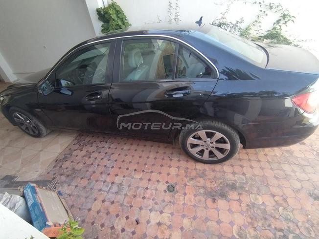 Mercedes-Benz 220 Diesel Automatique 2012 à Rabat