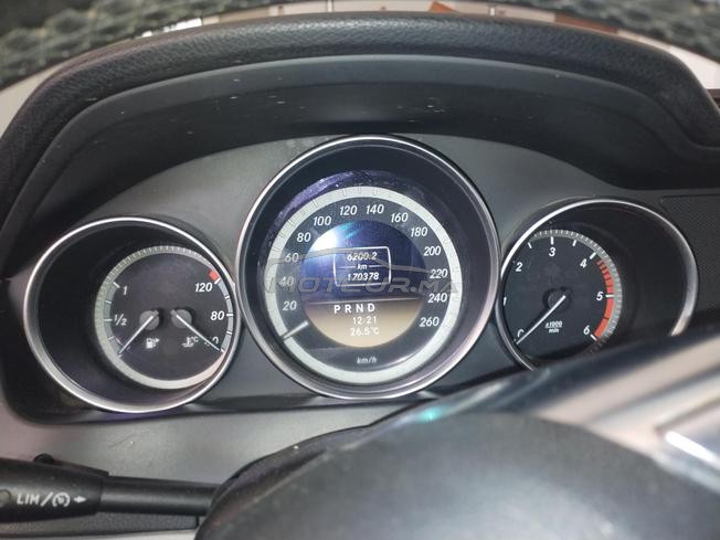 Mercedes-Benz 220 Diesel Automatique 2012 à Rabat