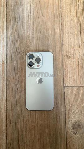 iPhone 16 pro très bonne état
