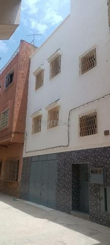 منزل من 3 طوابق مع تراس - 2