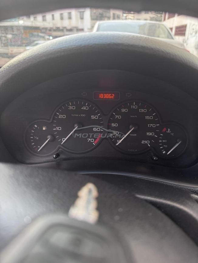 Peugeot 206 Essence Manuelle 2008 à Casablanca