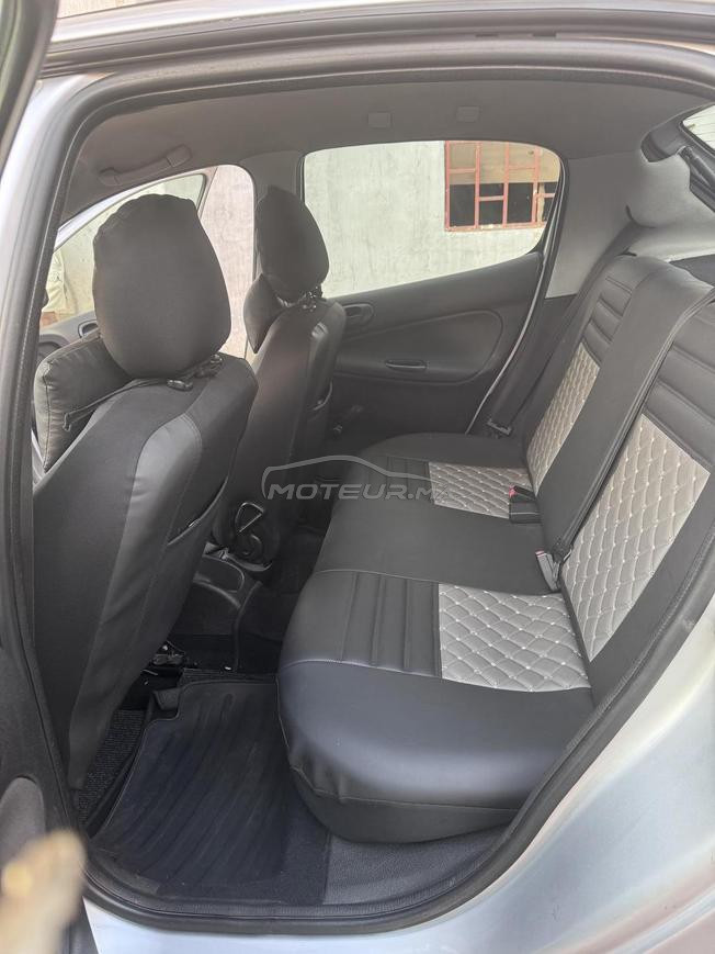 Peugeot 206 Essence Manuelle 2008 à Casablanca