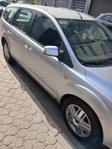 🚗 فورد فوكس II بريك – 2009 – ديزل – 245,000 كم
