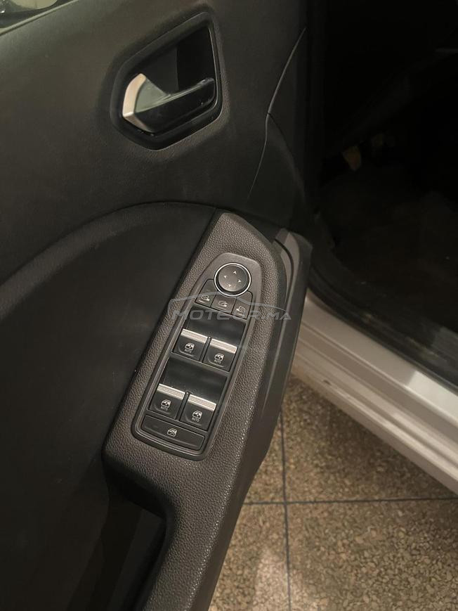 Renault Clio Essence Manuelle 2020 à Berkane